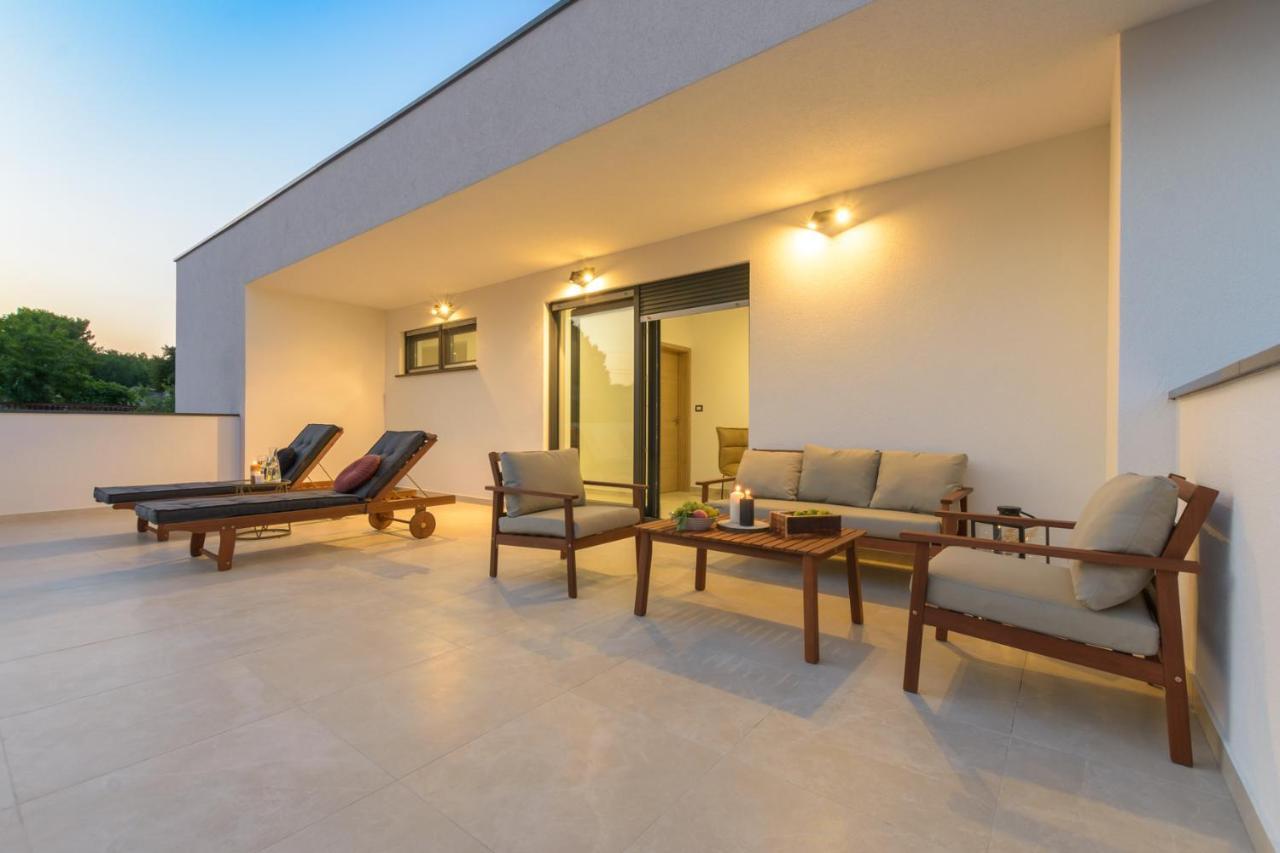 Vila Hana Pula Exteriér fotografie