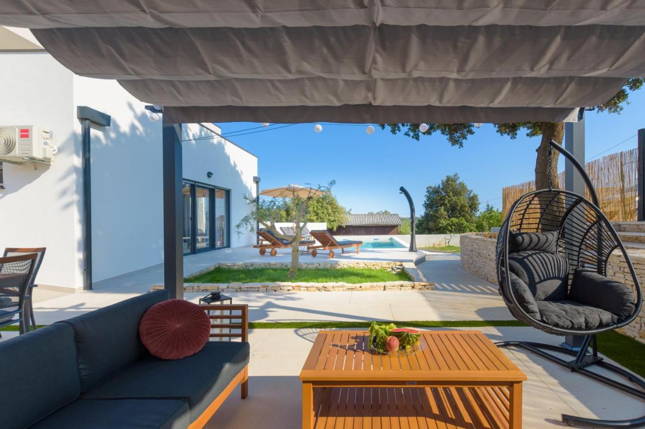 Vila Hana Pula Exteriér fotografie