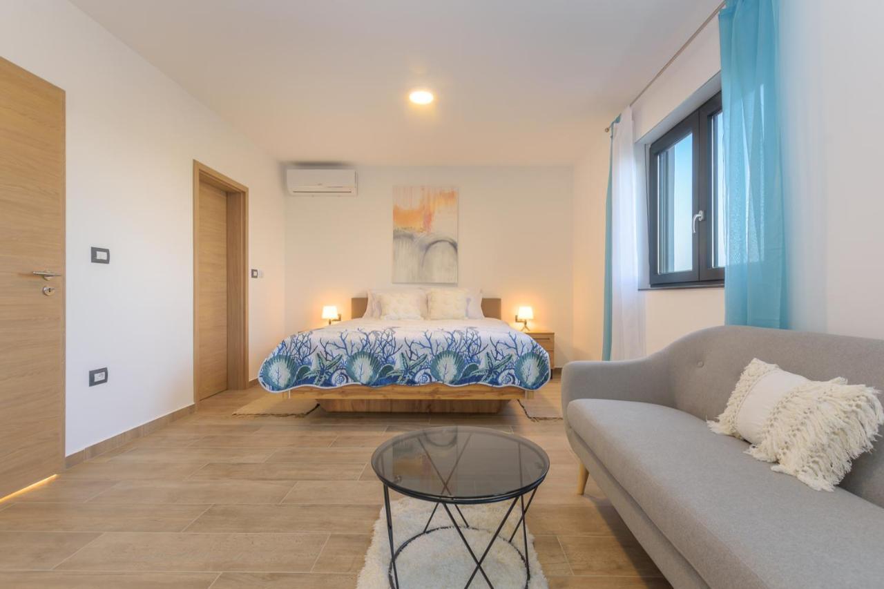 Vila Hana Pula Exteriér fotografie